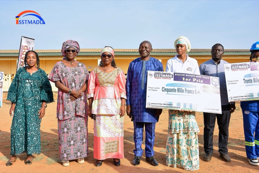 Étudiants ISSTMADD au BOOTCAMP Challenge 2025